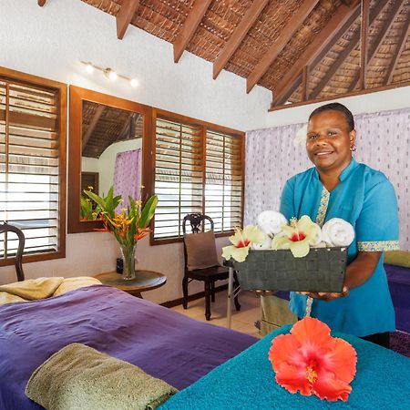 Breakas Beach Resort (Adults Only) Port Vila Buitenkant foto