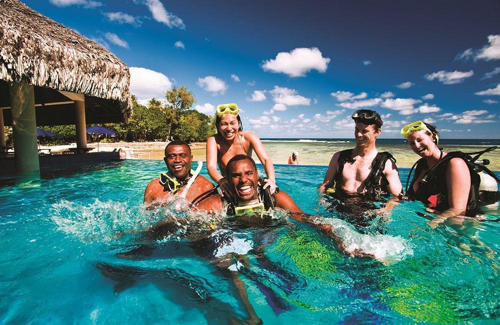 Breakas Beach Resort (Adults Only) Port Vila Buitenkant foto