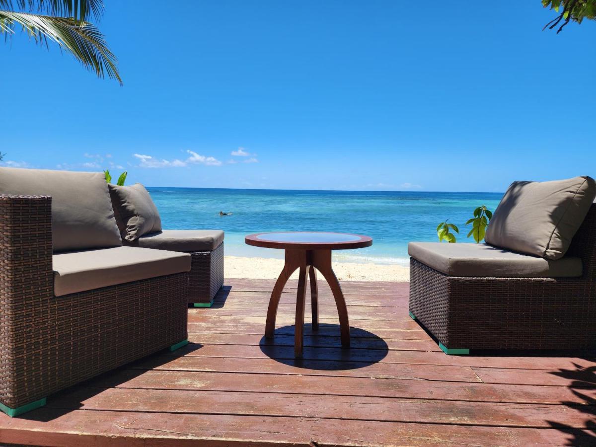 Breakas Beach Resort (Adults Only) Port Vila Buitenkant foto