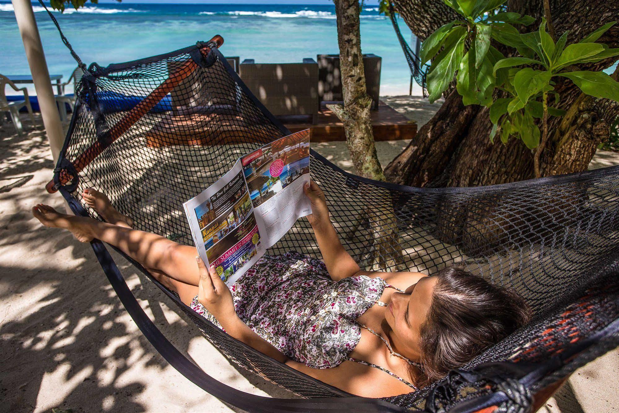 Breakas Beach Resort (Adults Only) Port Vila Buitenkant foto