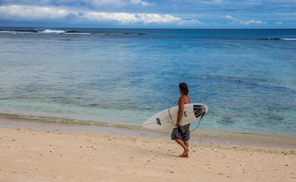 Breakas Beach Resort (Adults Only) Port Vila Buitenkant foto